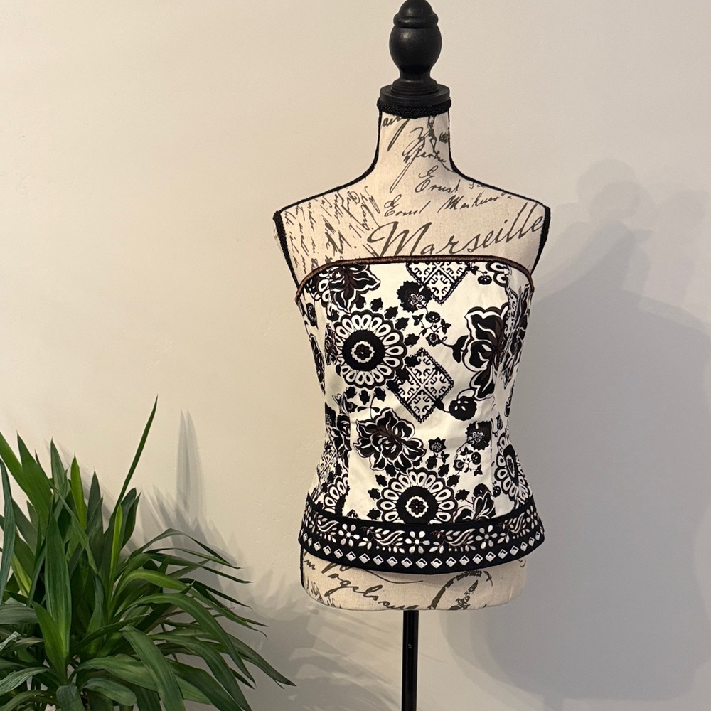White House Black Market Floral Strapless Top
